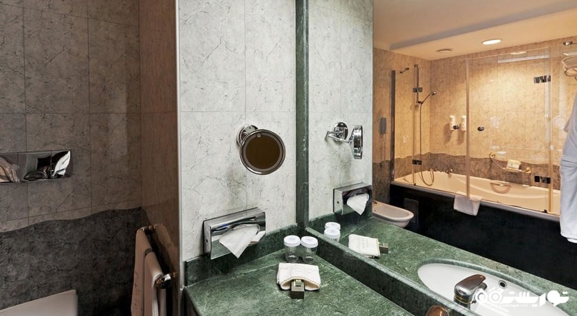 حمام و سرویس بهداشتی اتاق های هتل